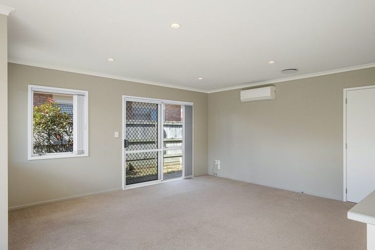 Photo of property in Trackside Villas, 55/91 Mako Mako Road, Levin, 5510