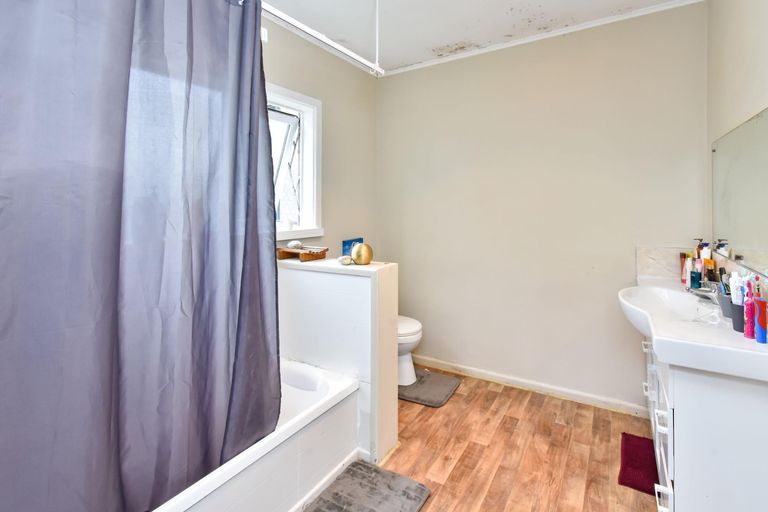 Photo of property in 40a Marr Road, Manurewa, Auckland, 2102