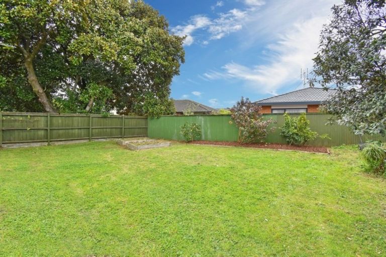 Photo of property in 2 James Walter Place, Mount Wellington, Auckland, 1060