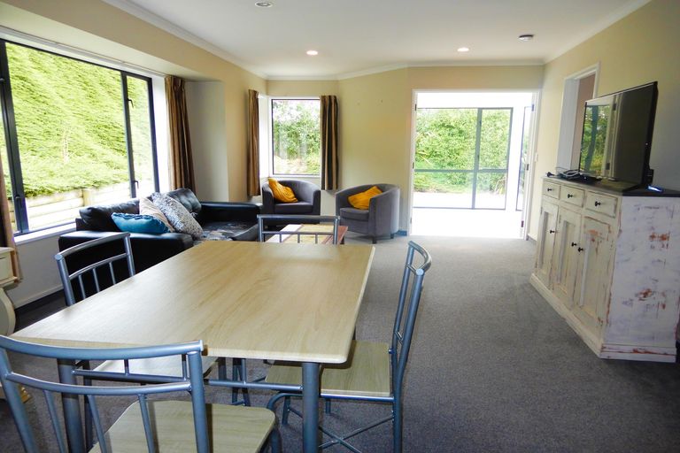 Photo of property in 10a-b Oban Street, Holmes Hill, Oamaru, 9401