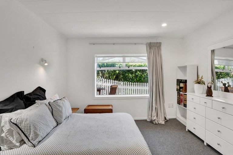 Photo of property in 11b Hine Street, New Plymouth, 4310