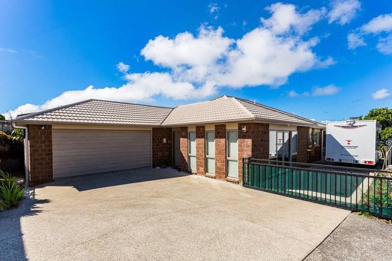 Photo of property in 25 Kahurangi Heights, Aotea, Porirua, 5024