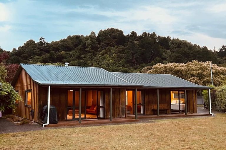 Photo of property in 26 Franklin Street, Marahau, Motueka, 7197