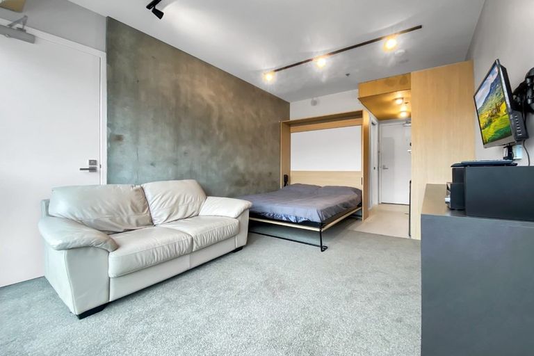 Photo of property in Vedado Apartments, 208/41 Hopper Street, Mount Cook, Wellington, 6011