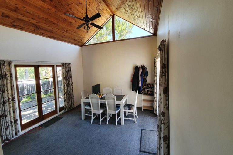 Photo of property in 70 Norwood Road, Bayswater, Auckland, 0622