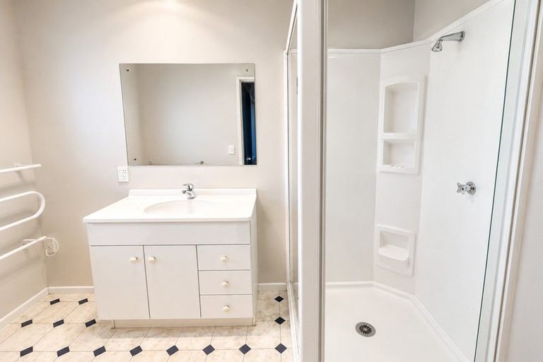 Photo of property in 25 Broadhaven Avenue, Parklands, Christchurch, 8083