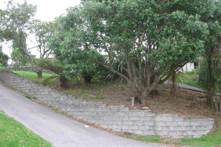 Photo of property in 109 Tanekaha Road, Titirangi, Auckland, 0604