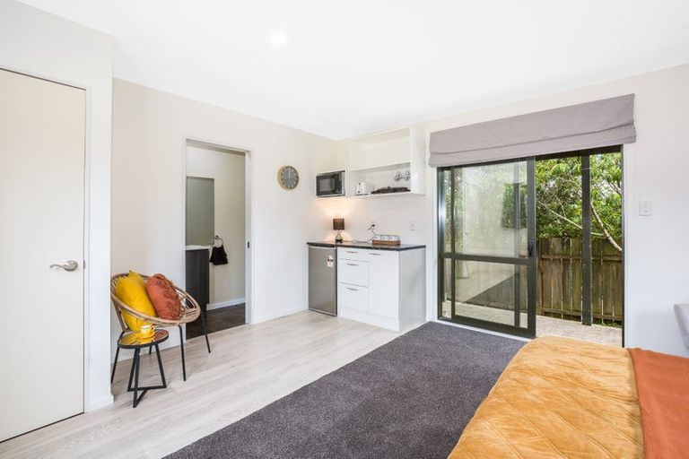 Photo of property in 3 Mitchell Grove, Ranui, Porirua, 5024