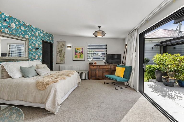 Photo of property in 4 Torless Terrace, Thorndon, Wellington, 6011