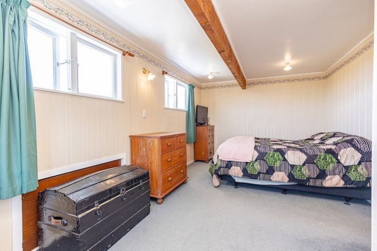 Photo of property in 50 Shakespeare Road, Bastia Hill, Whanganui, 4500