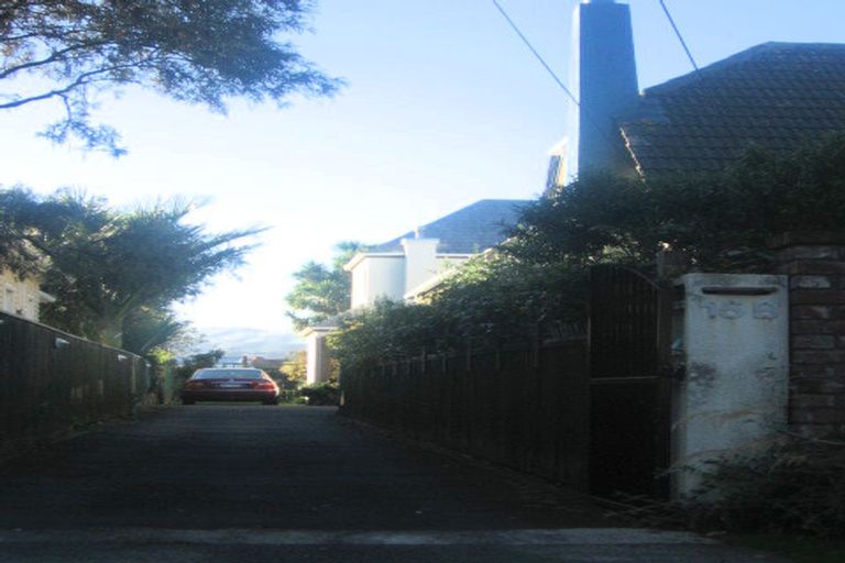 Photo of property in 15 Hinau Street, Woburn, Lower Hutt, 5010