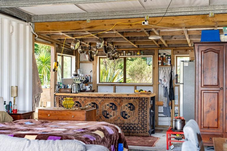 Photo of property in 149 Whaka Street, Maungaturoto, 0583