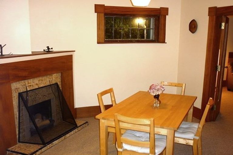Photo of property in 81 Awa Road, Seatoun, Wellington, 6022