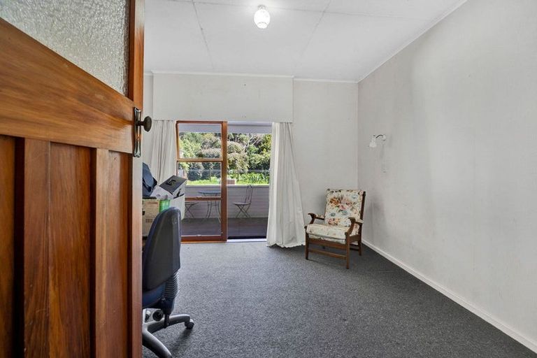 Photo of property in 8 Hadfield Street, Patea, 4520