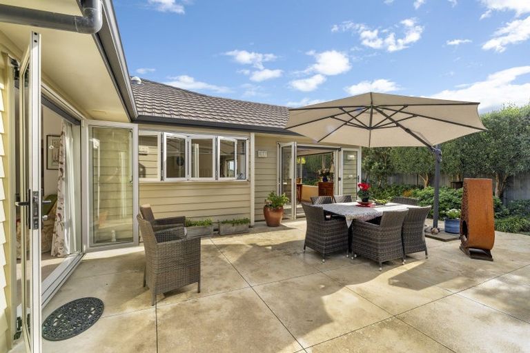 Photo of property in 11 Byron Brown Place, Otaki Beach, Otaki, 5512