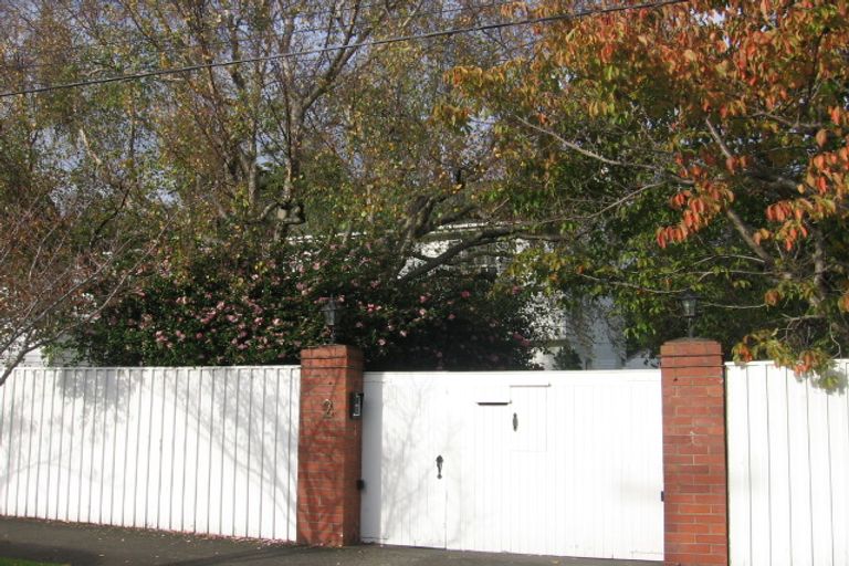 Photo of property in 2 Hautana Square, Woburn, Lower Hutt, 5010