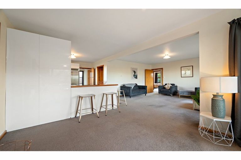 Photo of property in 302 Wigram Road, Wigram, Christchurch, 8025
