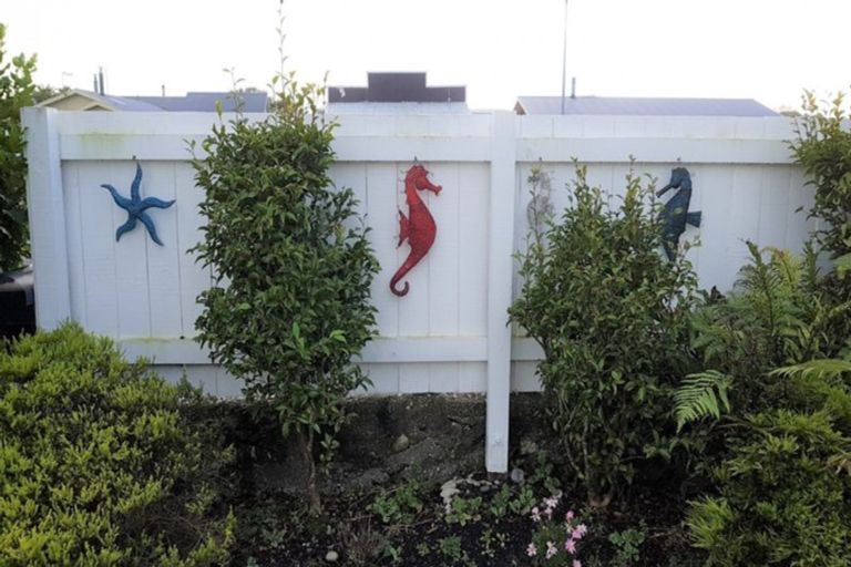 Photo of property in 77 Hampden Street, Hokitika, 7810