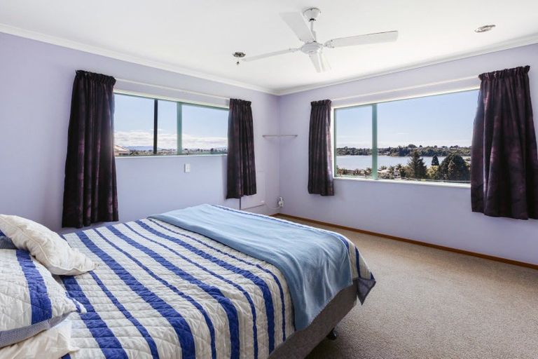 Photo of property in 32 Downing Place, Welcome Bay, Tauranga, 3112