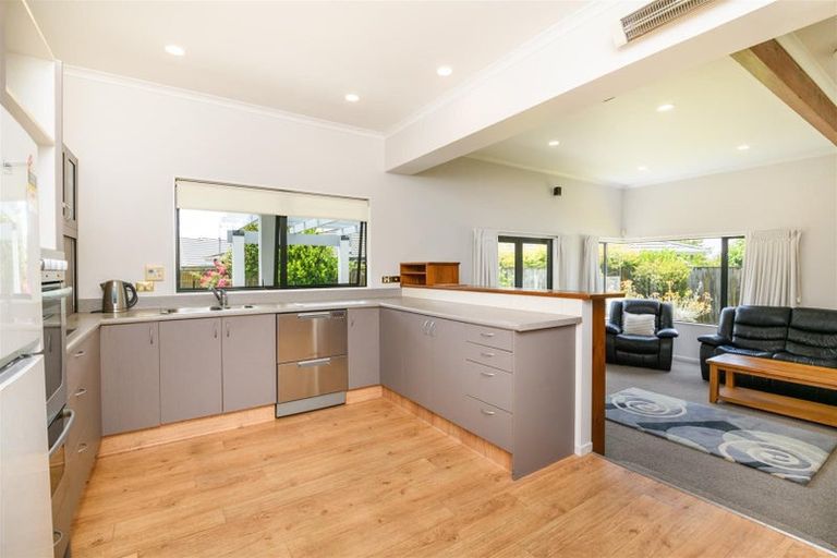 Photo of property in 3 Blennerville Close, Marton, 4710