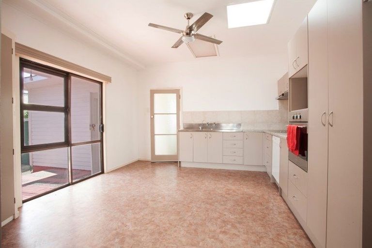 Photo of property in 32 Waerenga Road, Te Kauwhata, 3710