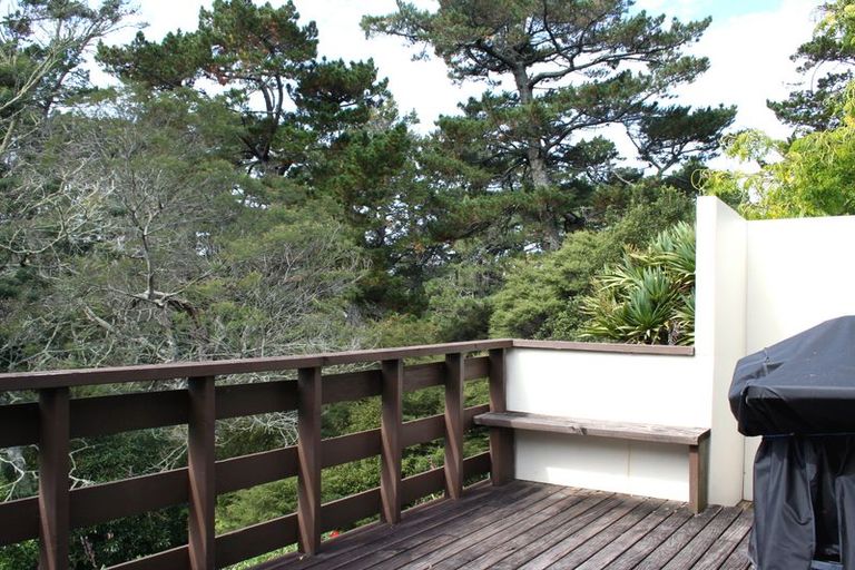 Photo of property in 7 Lowell Place, Massey, Auckland, 0614