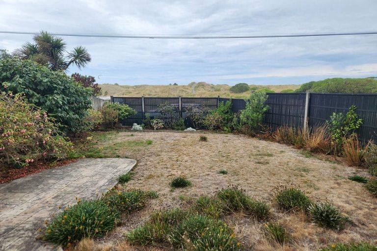 Photo of property in 411 Marine Parade, South New Brighton, Christchurch, 8062