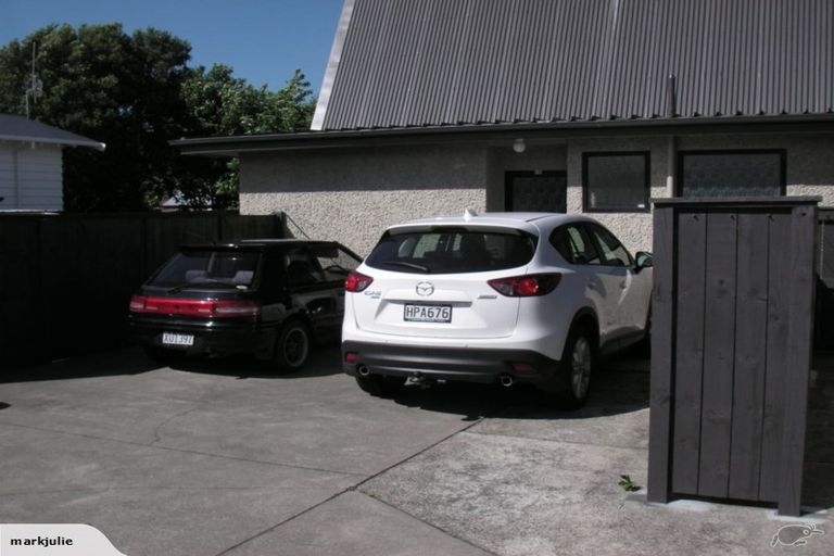 Photo of property in 2/41 Manson Street, Terrace End, Palmerston North, 4410