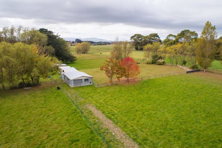 Photo of property in 660b Roberts Line, Kelvin Grove, Palmerston North, 4470