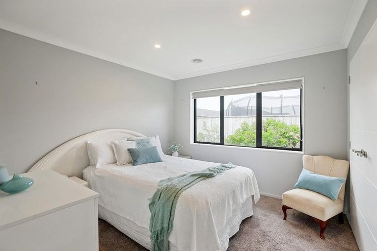 Photo of property in 83 Kotuku Drive, Paraparaumu Beach, Paraparaumu, 5032