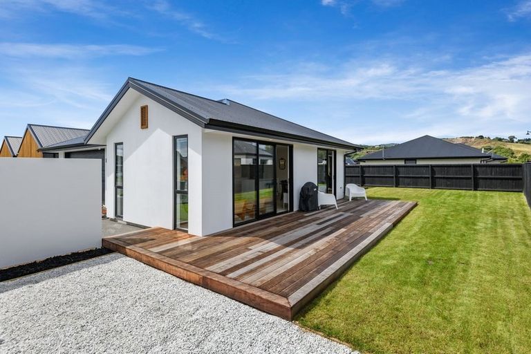 Photo of property in 12 Muirhill Street, Halswell, Christchurch, 8025