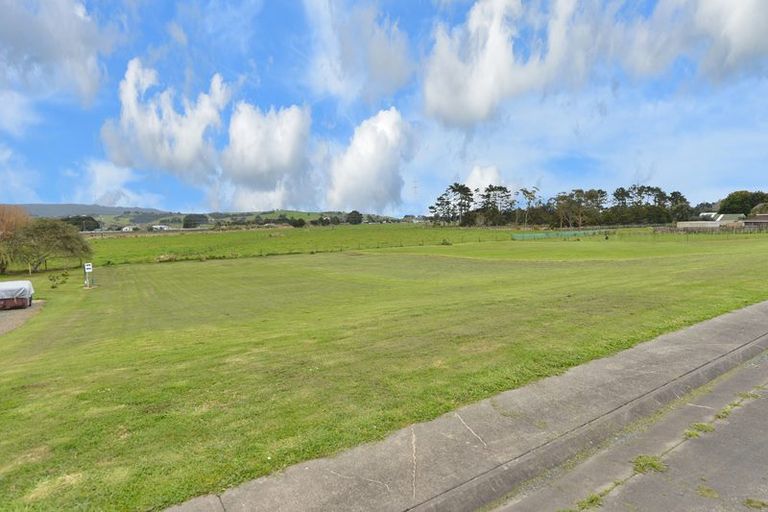 Photo of property in 27 Marsden Point Road, Ruakaka, 0116