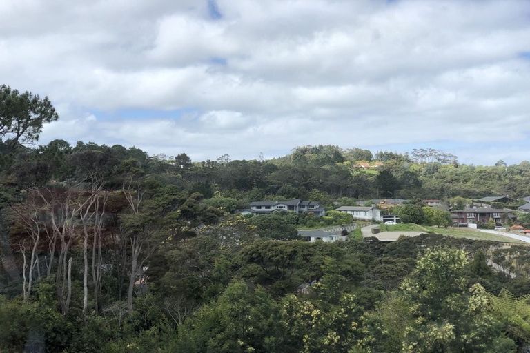 Photo of property in 25a Kyle Road, Greenhithe, Auckland, 0632