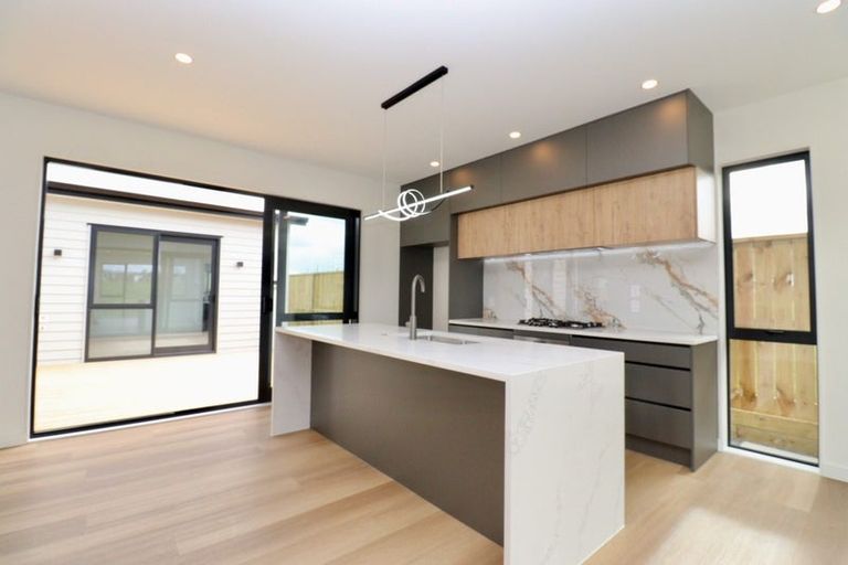 Photo of property in 6 Kobe Street, Karaka, 2580