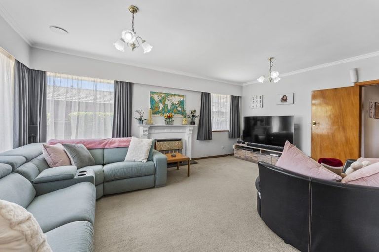Photo of property in 27 Epuni Street, Hutt Central, Lower Hutt, 5011