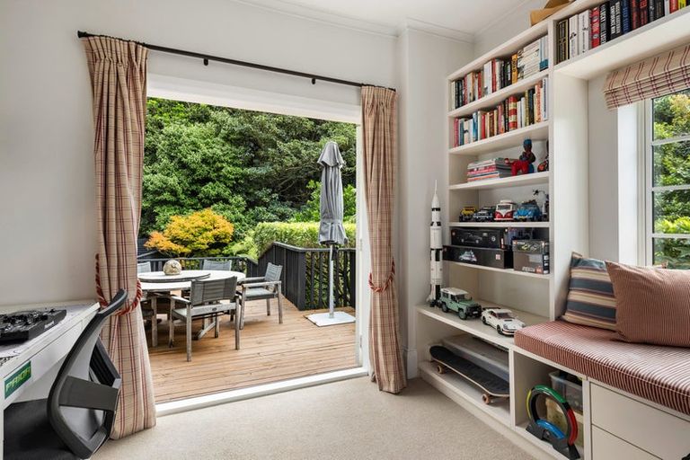 Photo of property in 37 Oban Street, Wadestown, Wellington, 6012