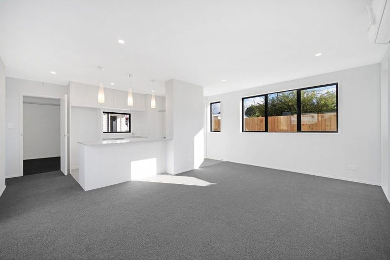 Photo of property in 129b Seabrook Avenue, New Lynn, Auckland, 0600