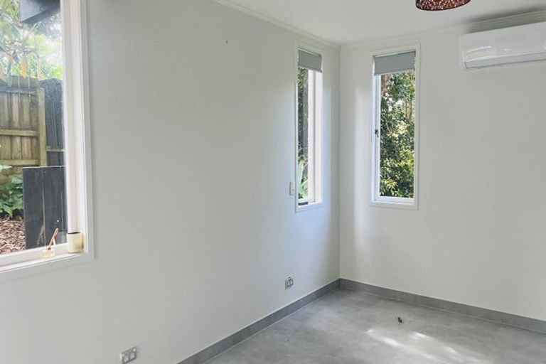 Photo of property in 14 Cloverly Crescent, Campbells Bay, Auckland, 0630