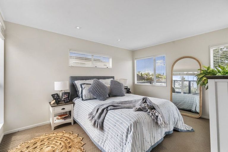 Photo of property in 1/21 Onepoto Road, Hauraki, Auckland, 0622