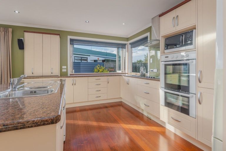 Photo of property in 39 Pukepapa Road, Marton, 4710