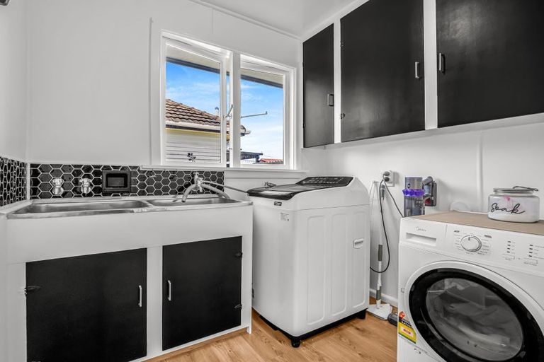 Photo of property in 412 Breezes Road, Aranui, Christchurch, 8061