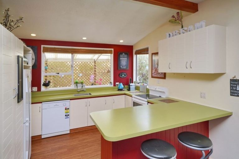 Photo of property in 54 Grierson Avenue, Amberley, 7481