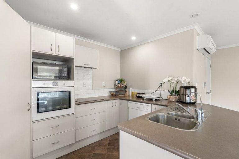 Photo of property in 93 Kinloch Way, Bethlehem, Tauranga, 3110