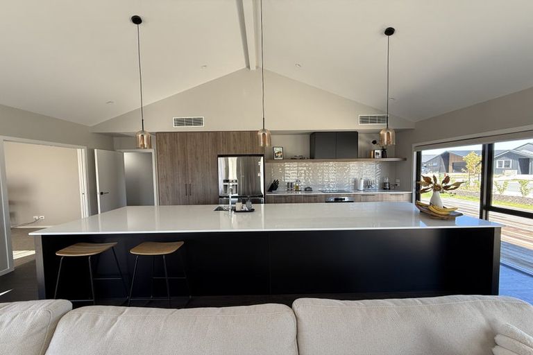 Photo of property in 25 Longview Drive, Lake Hawea, 9382