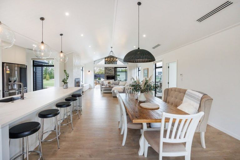 Photo of property in 72 Hartwell Drive, Kelvin Grove, Palmerston North, 4470