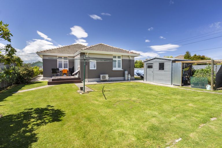 Photo of property in 11 Stirling Street, Kakanui, Oamaru, 9495