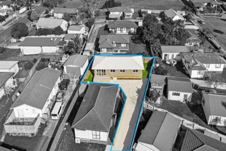 Photo of property in 16a Belinda Avenue, Flat Bush, Auckland, 2023