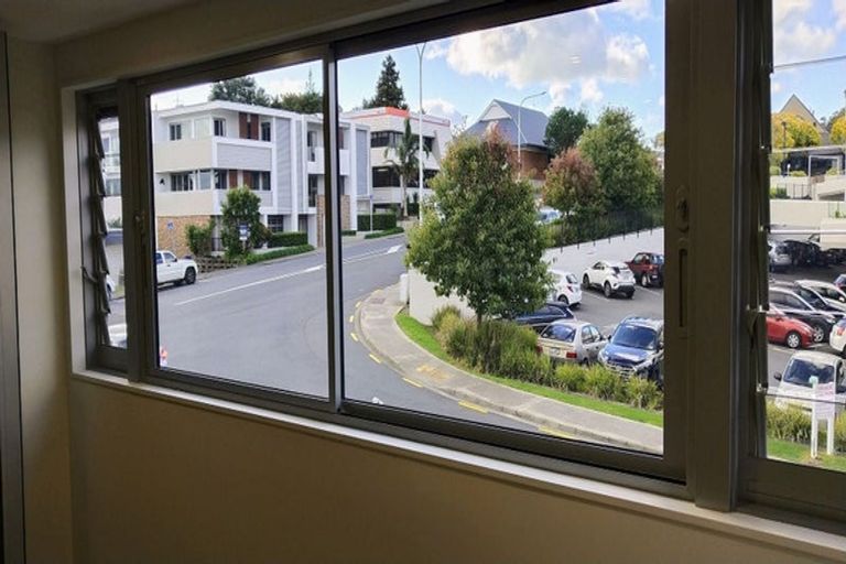 Photo of property in 8/46 Wellington Street, Howick, Auckland, 2014