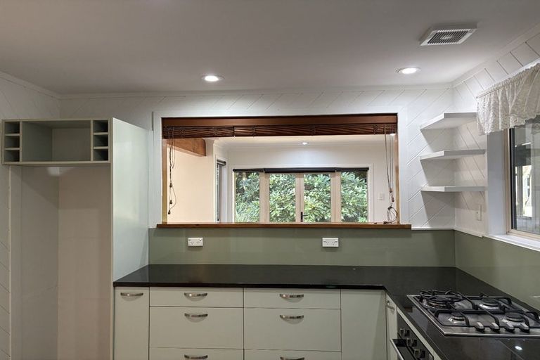 Photo of property in 235 Forest Road, Waiatarua, Auckland, 0612