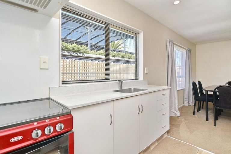 Photo of property in 2/60 Rhona Street, Linwood, Christchurch, 8062